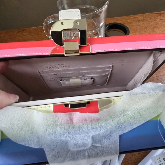 Kate Spade Novelty Ice Pops Crossbody Bag NWT - Picture 4 of 8